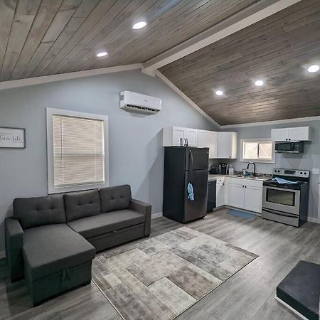 Summerlee Suite - Beautiful Remodeled Farmhouse Oak Hill 外观 照片