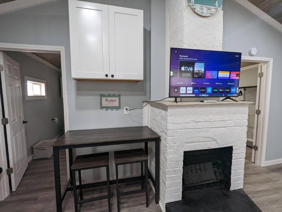 Summerlee Suite - Beautiful Remodeled Farmhouse Oak Hill 外观 照片